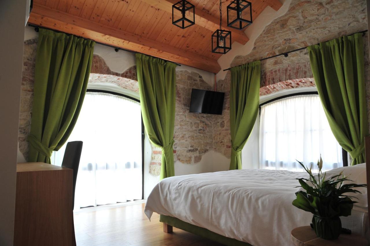Nuova Filanda Rooms And More วัลดอบเบียเดเน ภายนอก รูปภาพ
